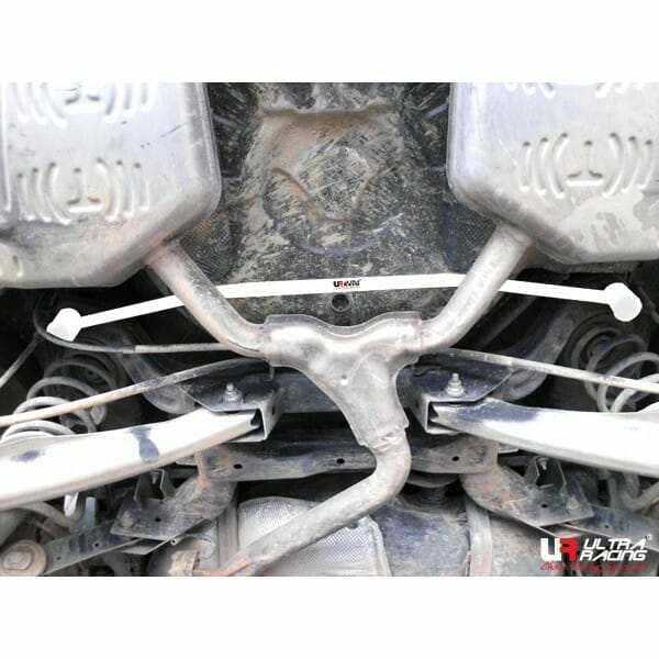 Buick Lacrosse 2.4 10-16/Chevrolet Alpheon 3.0 10-16 2WD UltraRacing 2-Point Rear Lower Bar (1909)