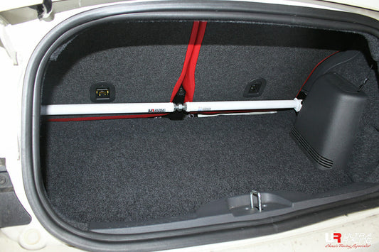 Fiat 500 07+ 09./1.4 UltraRacing 2-Point Rear Upper Strutbar