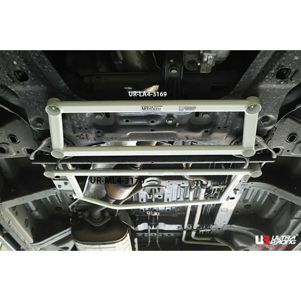 Nissan Serena (C26) 2.0 2WD 10-18 UltraRacing 4-Point Mid Lower Brace (3170)