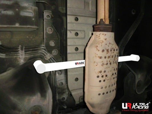 Hyundai Trajet 2.0 2WD 99-08 UltraRacing 2-Point Mid Lower Brace (3187)