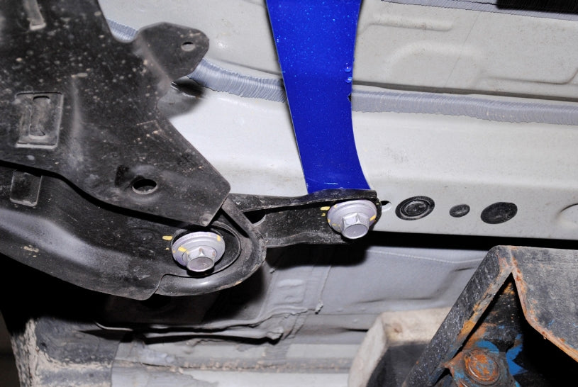 Middle Lower Brace Toyota Prius