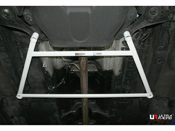 Hyundai Tucson (TL) 1.7D/2.0D 2WD 16-21 UltraRacing 4-Point Mid Lower Brace (3237)
